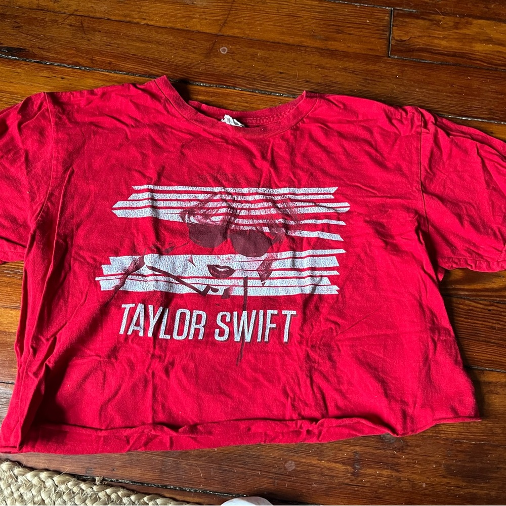 Vintage Taylor Swift Red Shirt